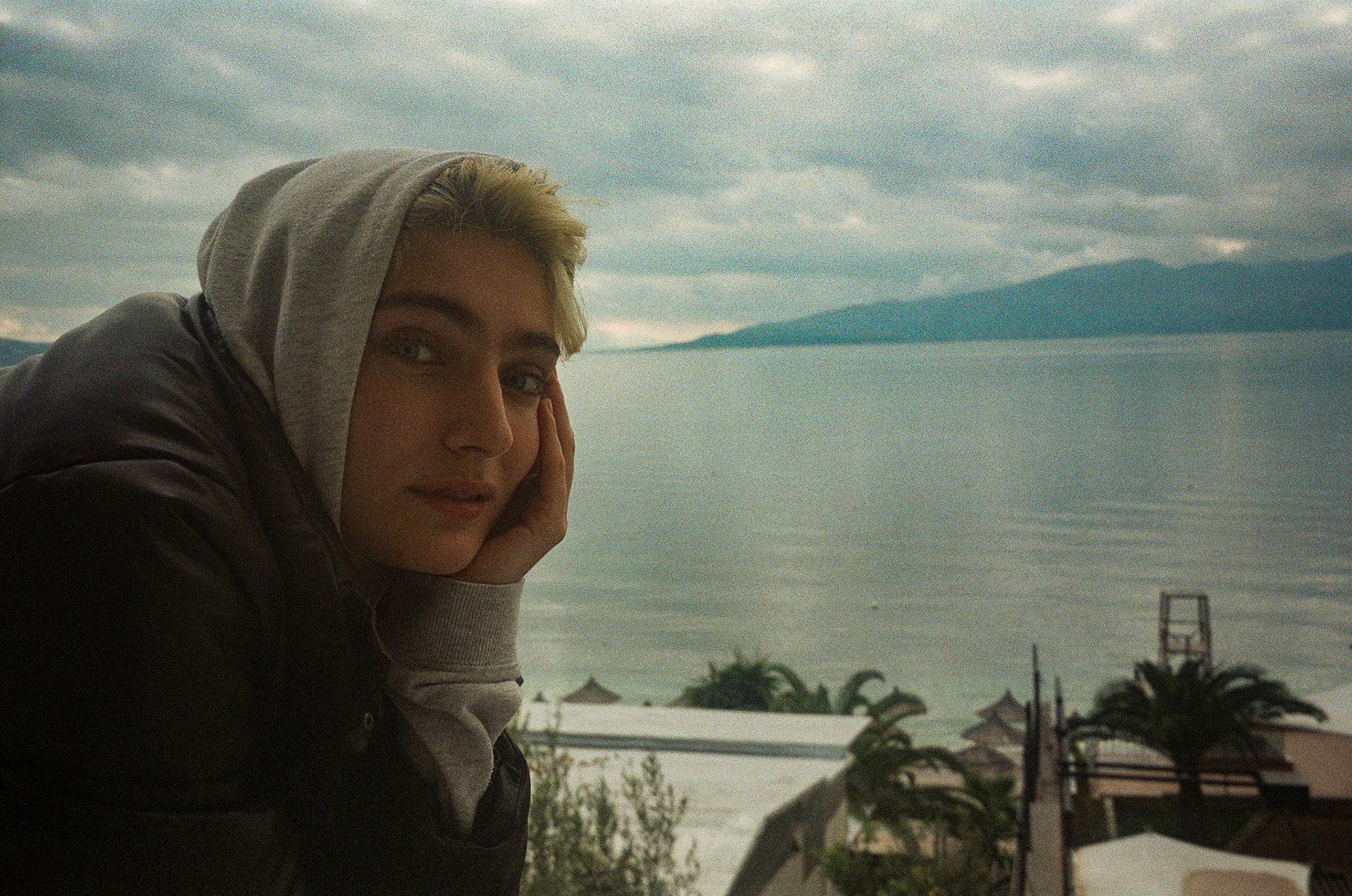 Leica Minilux / Fuji C200