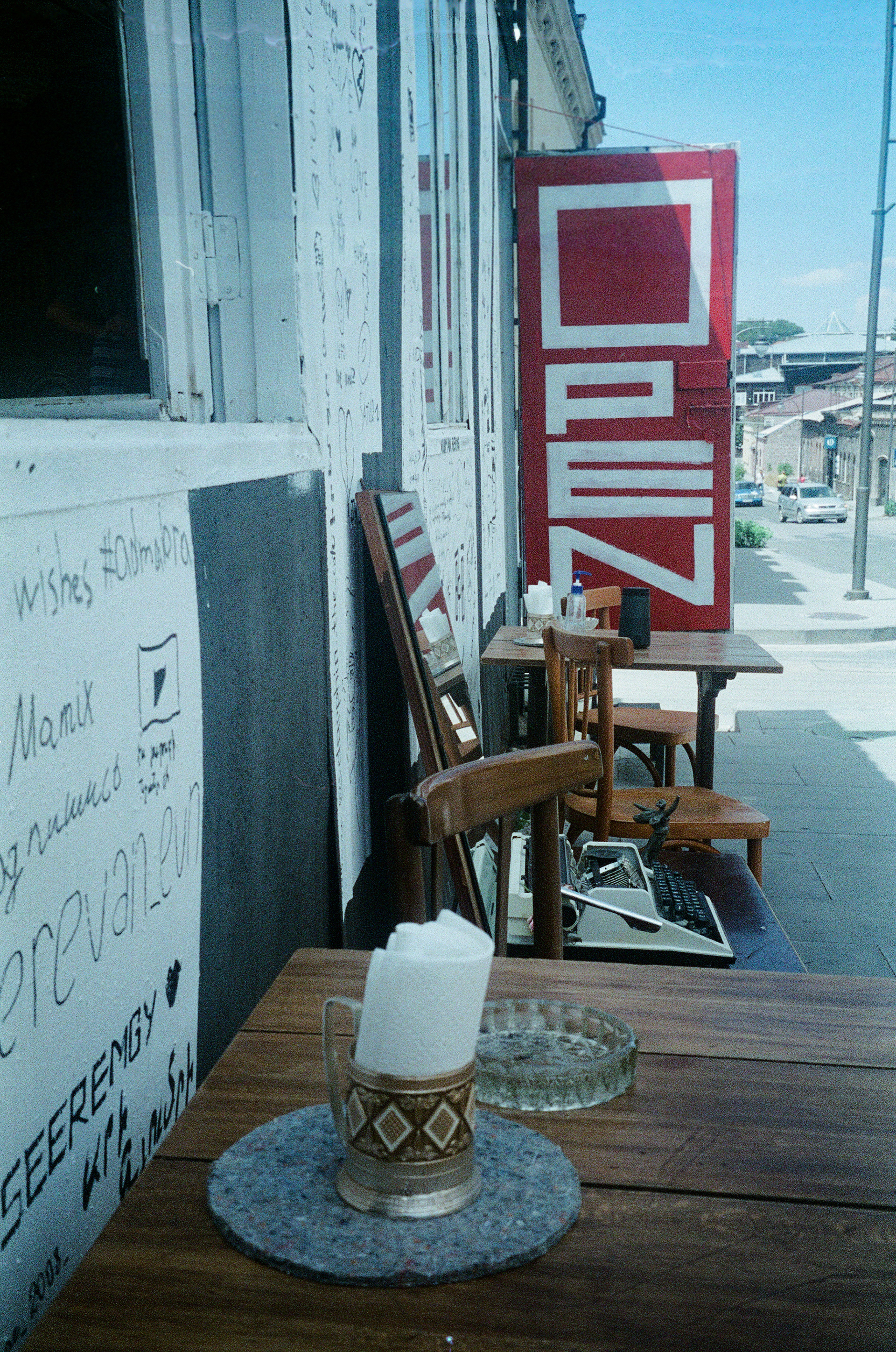 Leica Minilux / Fuji C200