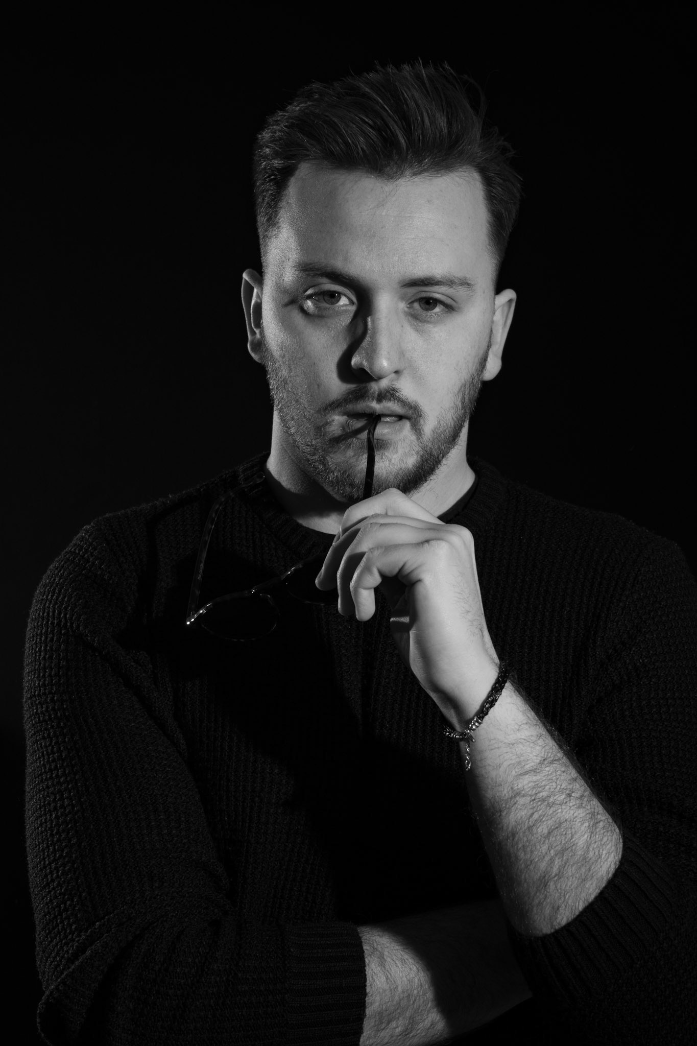 Ron | Music Producer