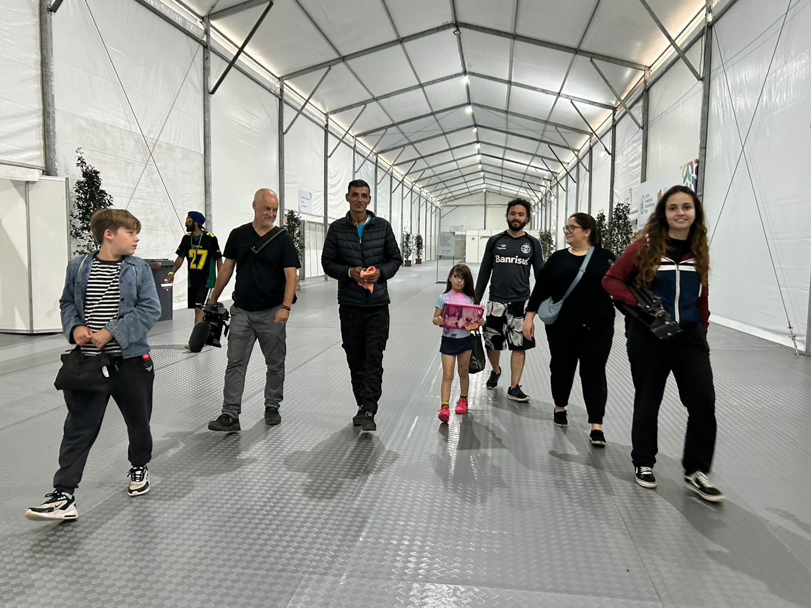 equipe indo para locação externa