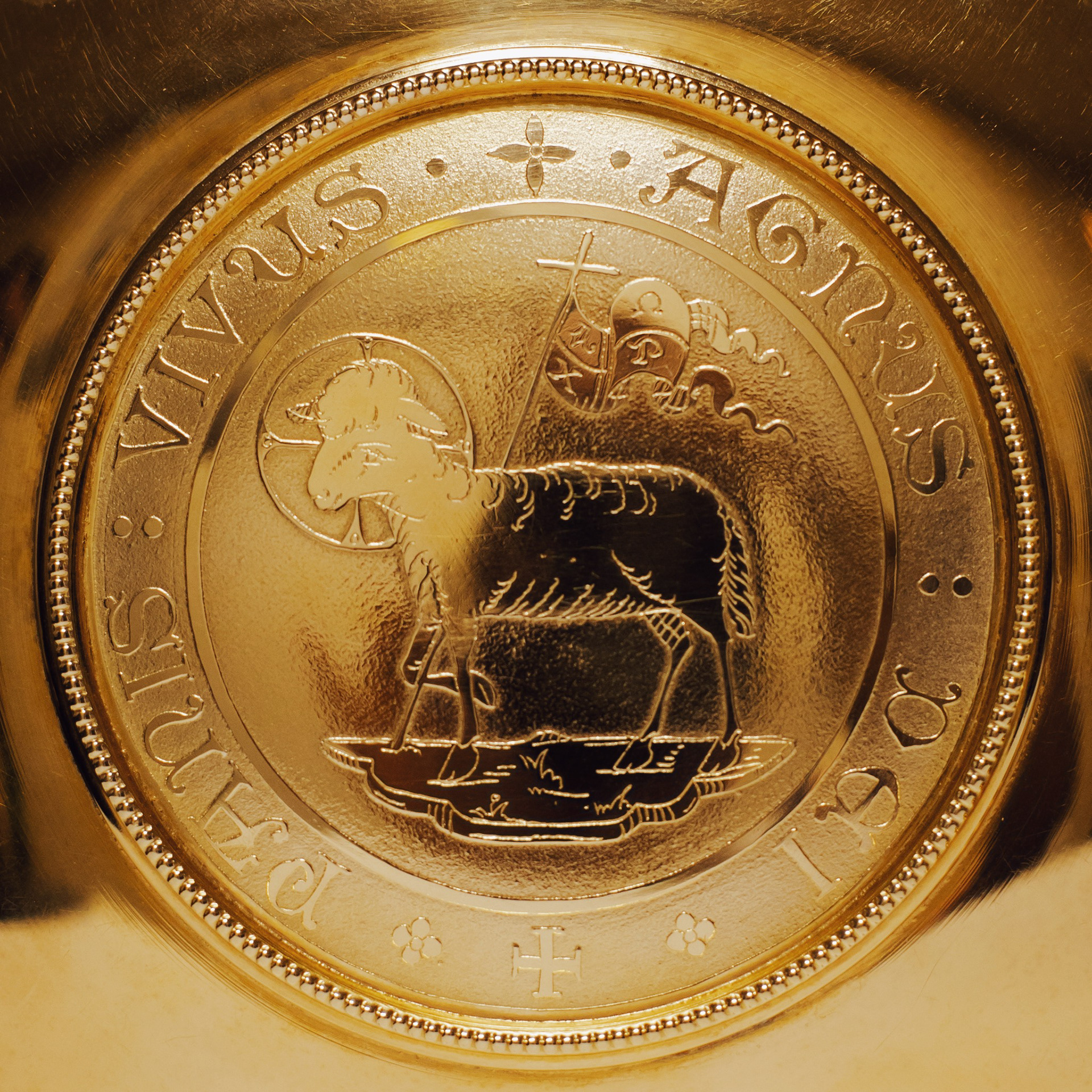 Agnus Dei, Panis Vivus - Lamb of God, Living Bread