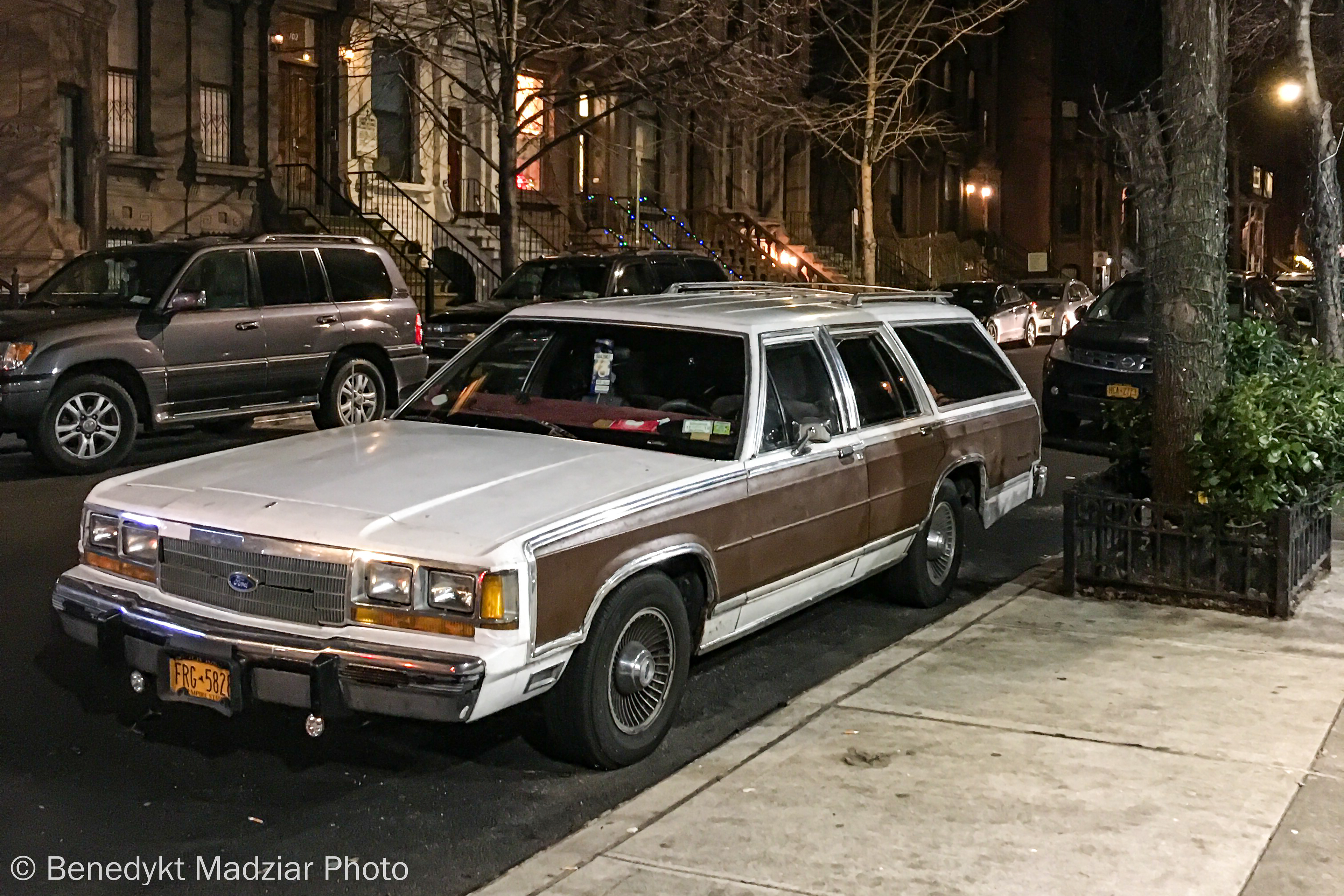 Ford Country Squire | Nowy Jork, Harlem, USA | 2018 | fot. tel.
