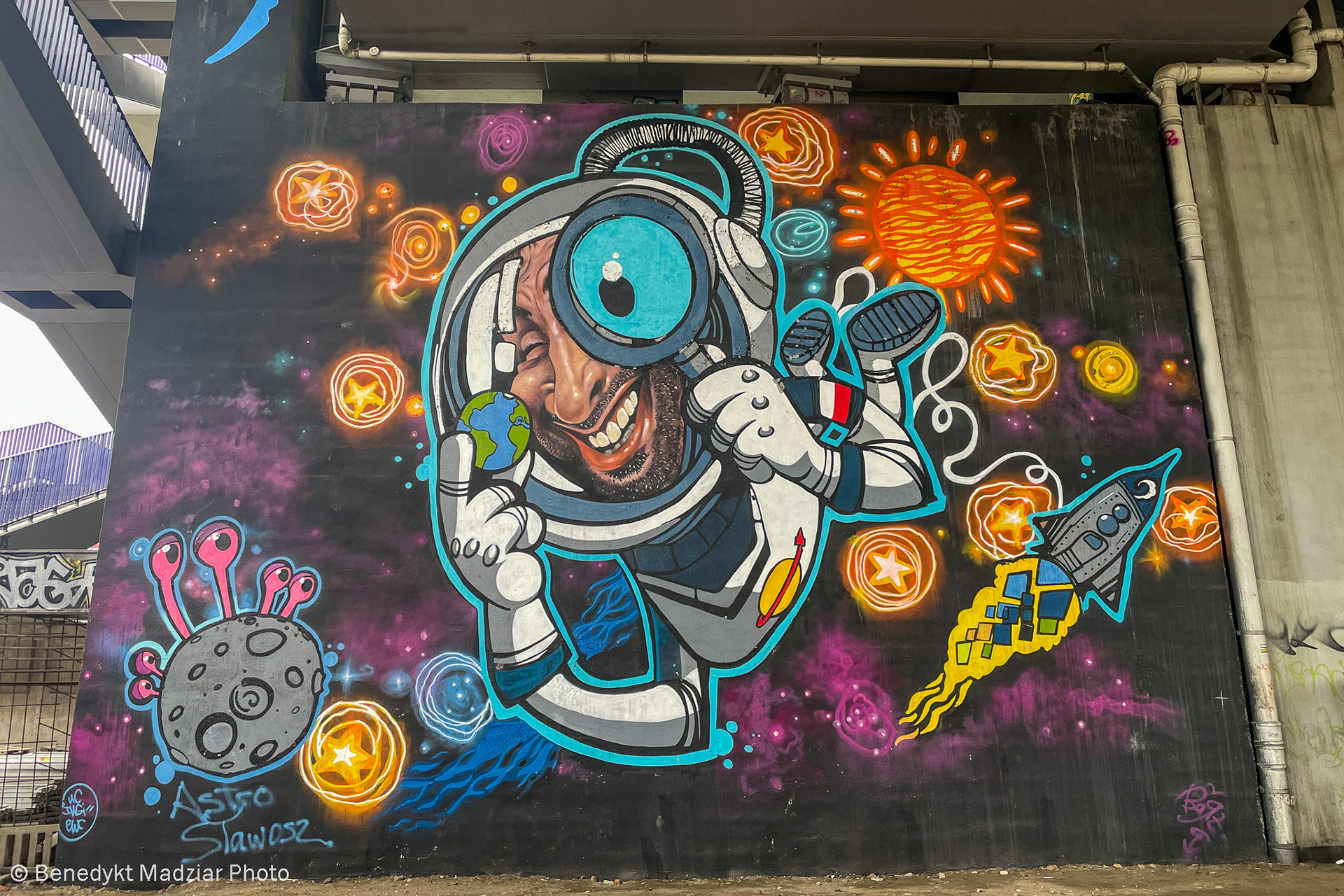 Szczecin, mural "Astro Sławosz" autor Andrzej Rutkowiak| 2026 | fot. tel.