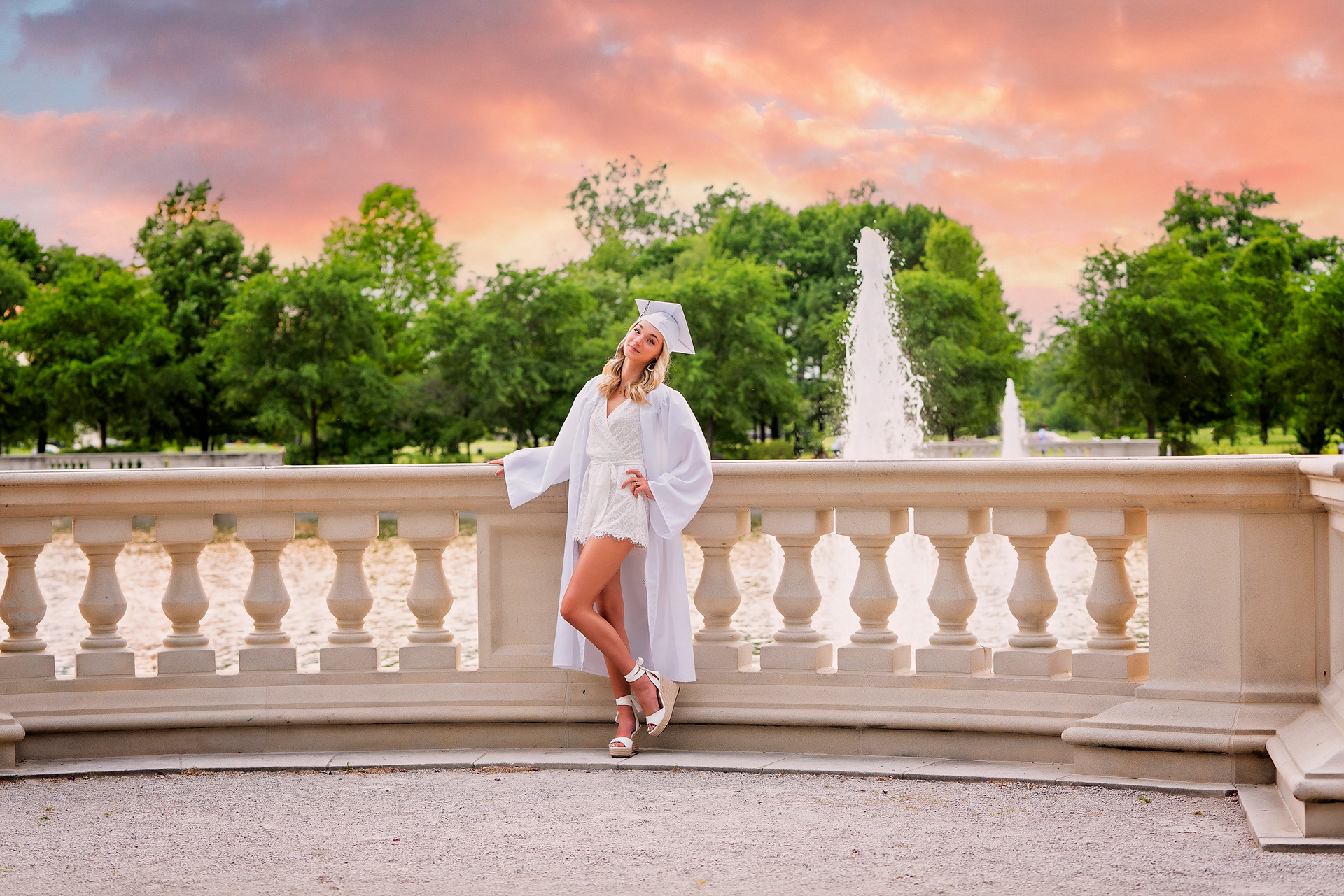 Grand Basin cap and gown, St. Louis, MO