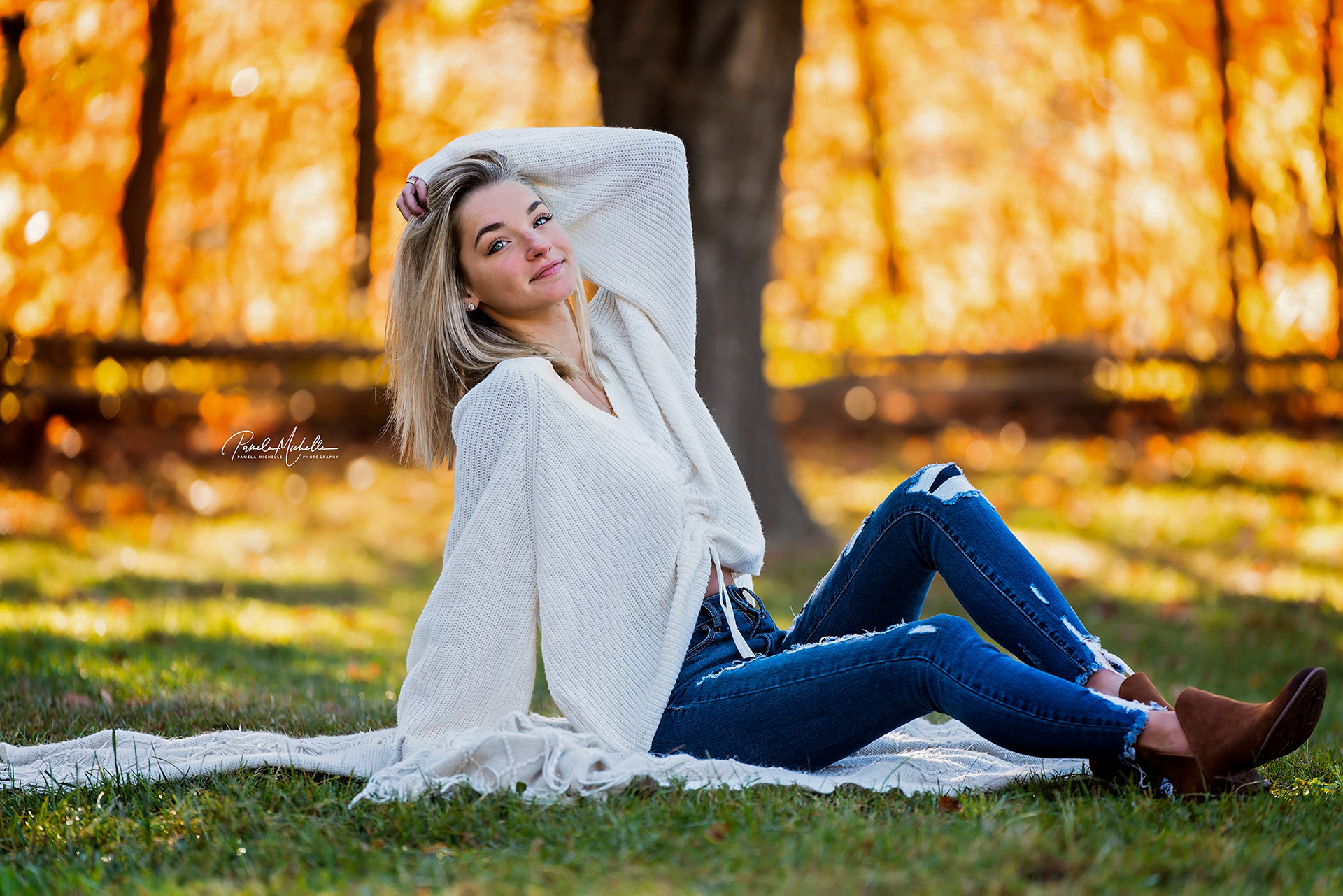 Natural light fall senior session, St. Louis, MO
