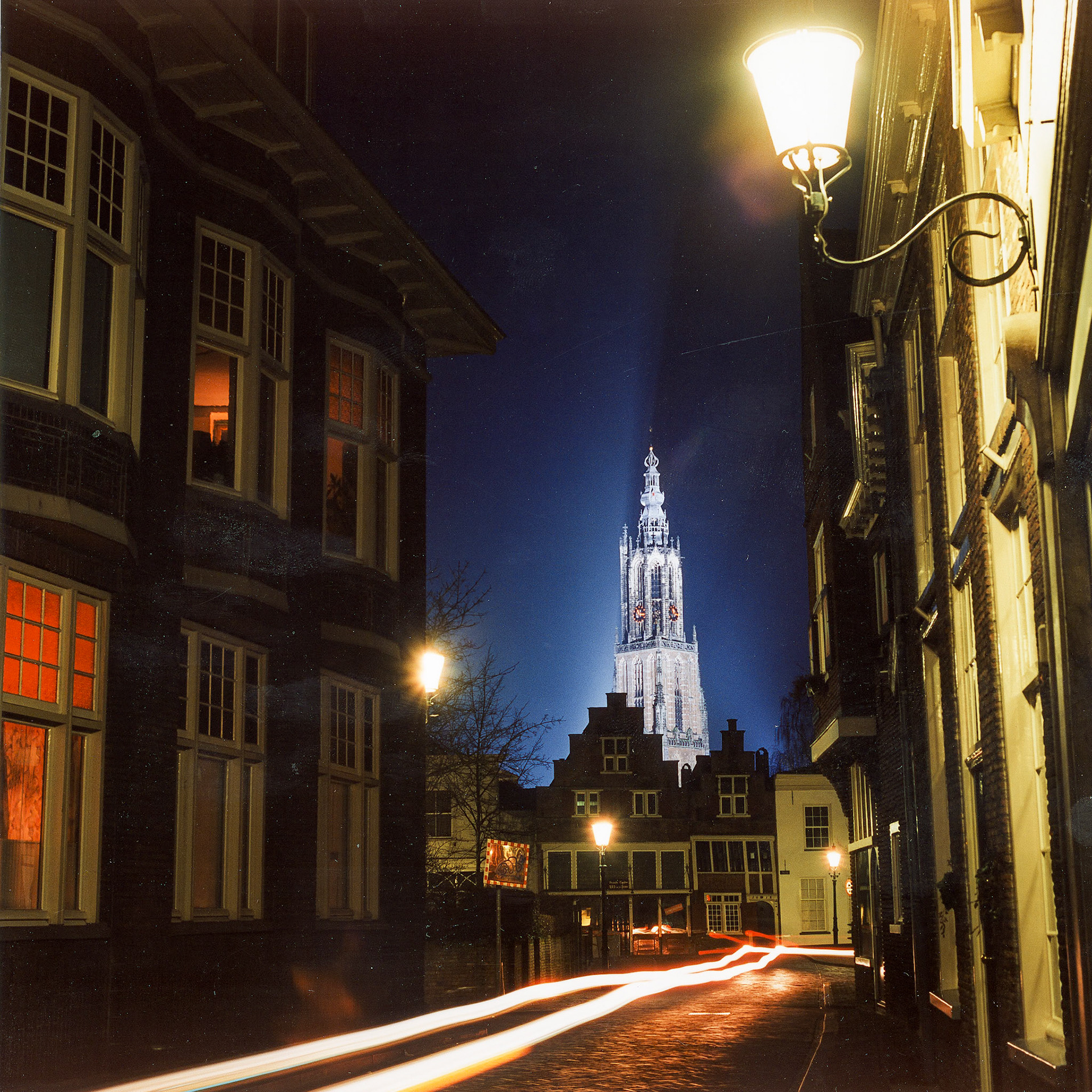 Onze lieve vrouwetoren Amersfoort nacht