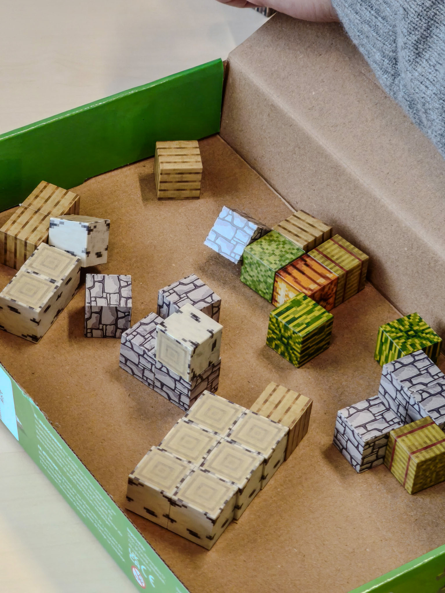 Figure 2. The contents of the kit.