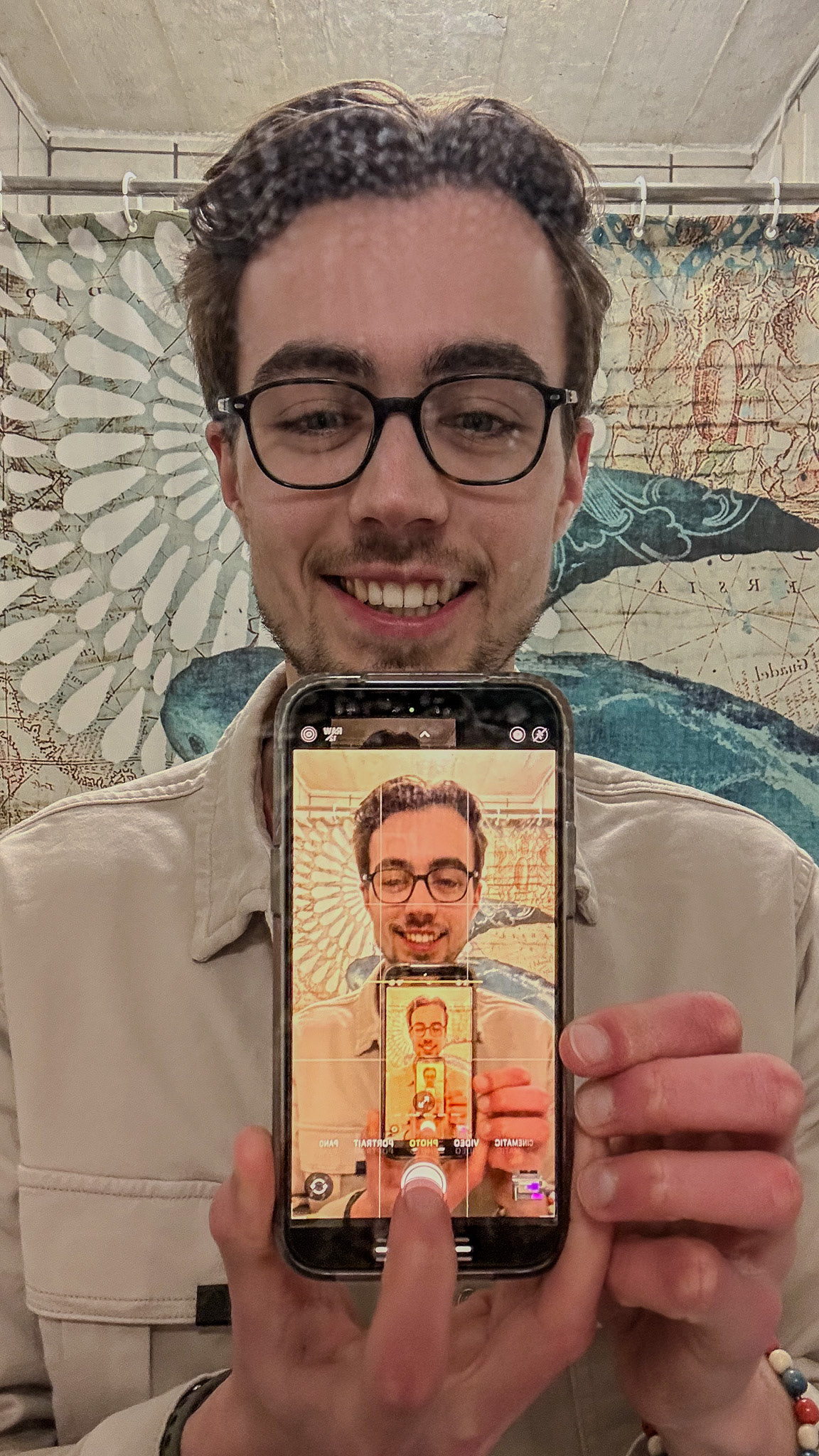 Image 7. Recursion (vertical).