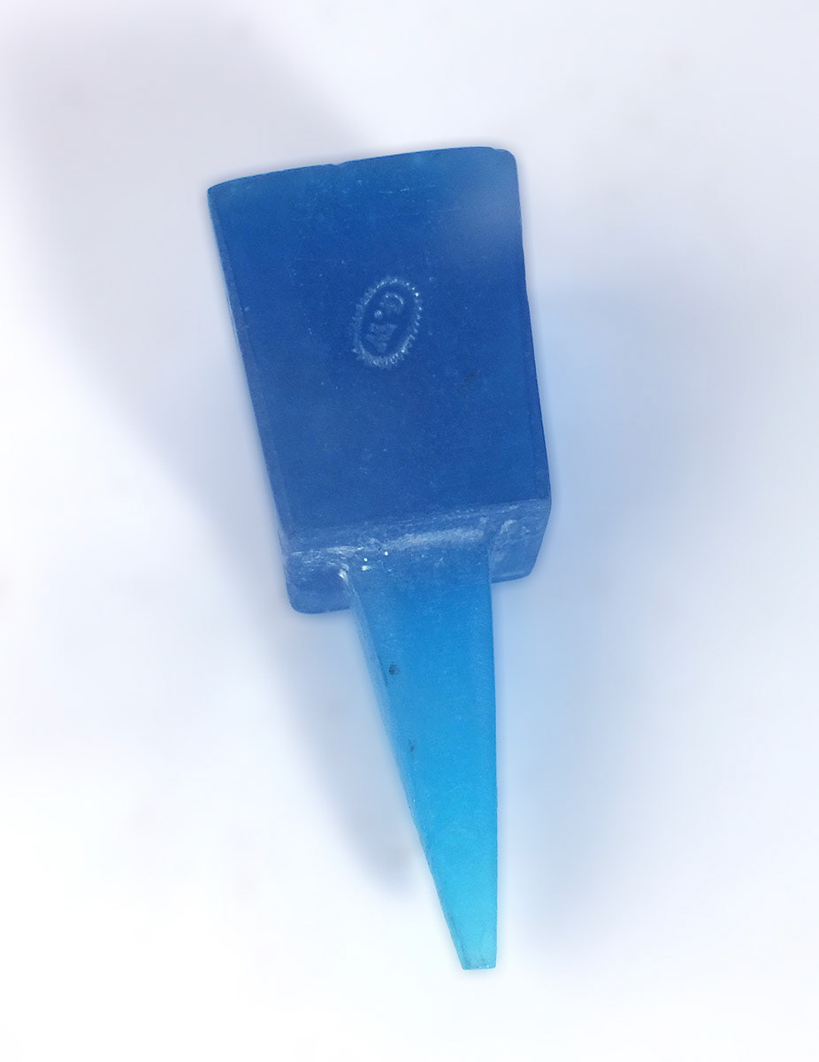 Enclumes - Pâte de cristal bleu, 2020
