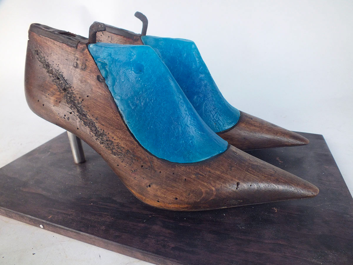 Prêtes à sortir - Formes à fabriquer les chaussures - Pâte de cristal, métal et bois, 2015Talon en ciel Formes à fabriquer les chaussures Pâte de cristal, métal et bois, 2018
