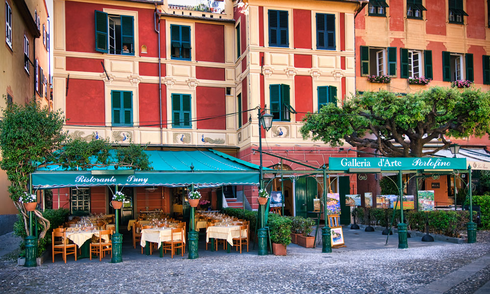 #2270 Restaurant and Art Gallery in the  Village of Porofino