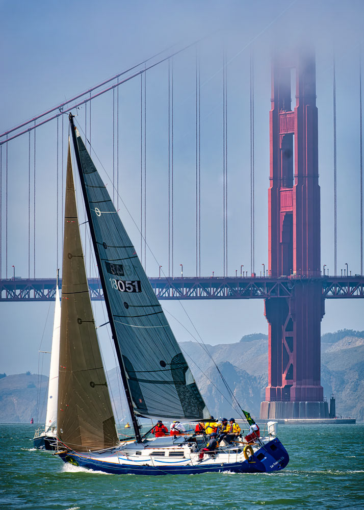 #4633 Yacht Racing on San Francisco Bay with the Golden Gate Bridge in the Background
