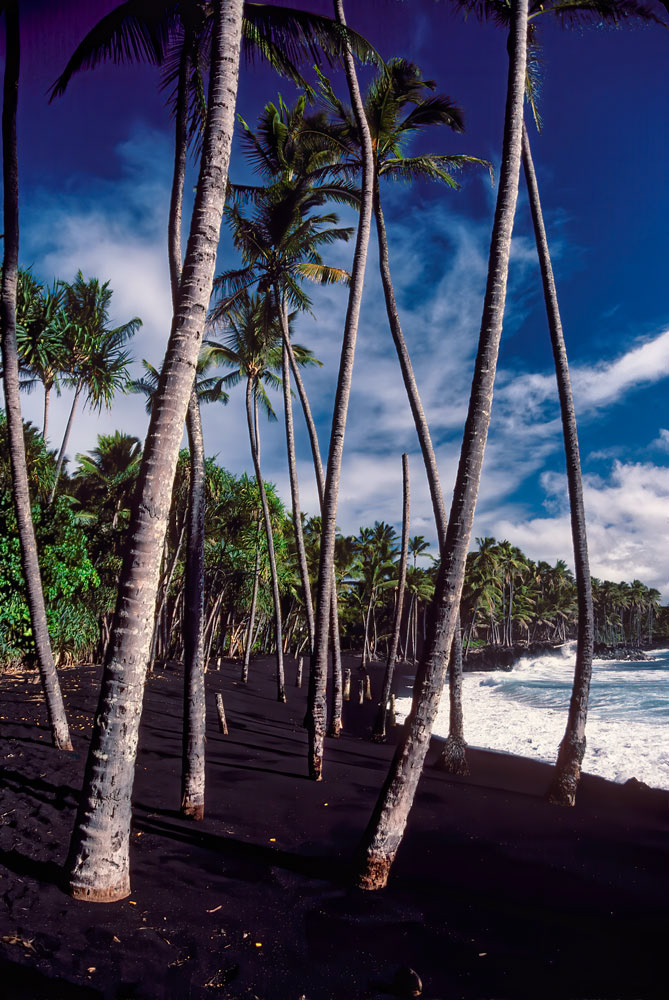 #2680 Black Sand Beach on the Big Island of Hawaii, Hawaii