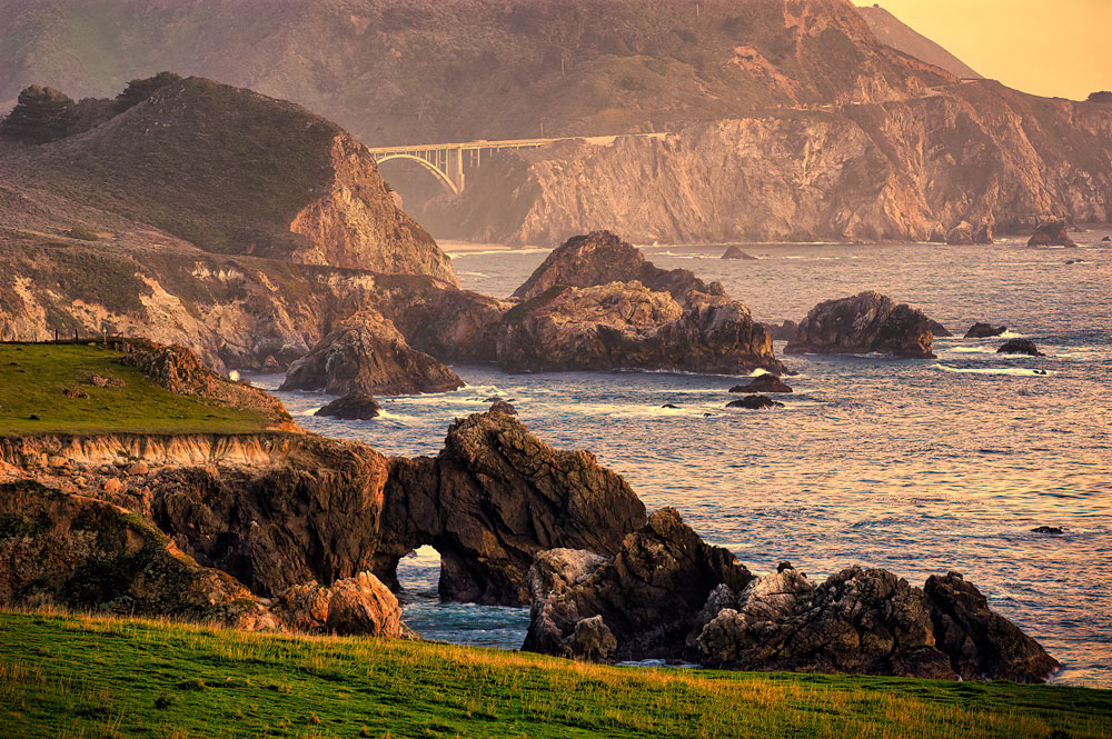 #1020 The Big Sur Coastline and the Rocky Creek Bridge in the Distance