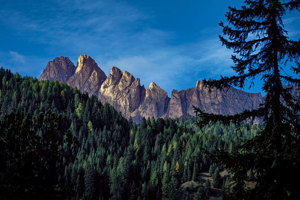 #2329 Jagged Peaks in the Dolomite Alps