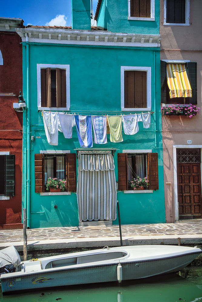 #2213 Colorful Houses on Canal on Burano Island near Venice