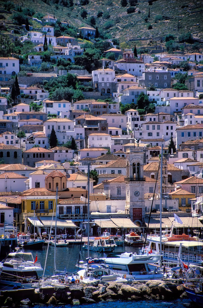 #2971 The Harbor and Hillside Homes on the Island of Hydra