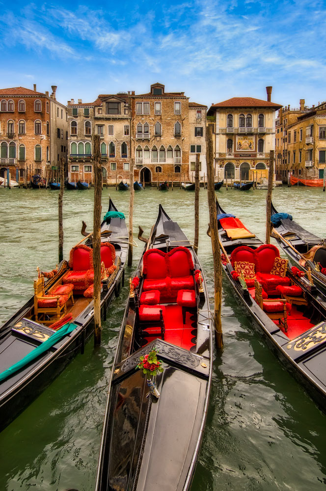 #2120 Gondolas on the Grand Canal in Venice