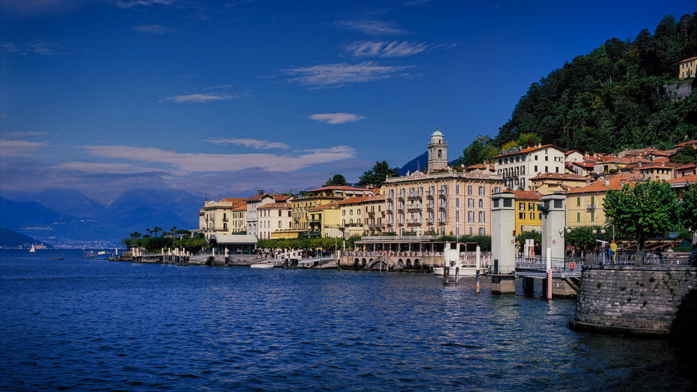 #2230 Town of Bellagio on Lake Como
