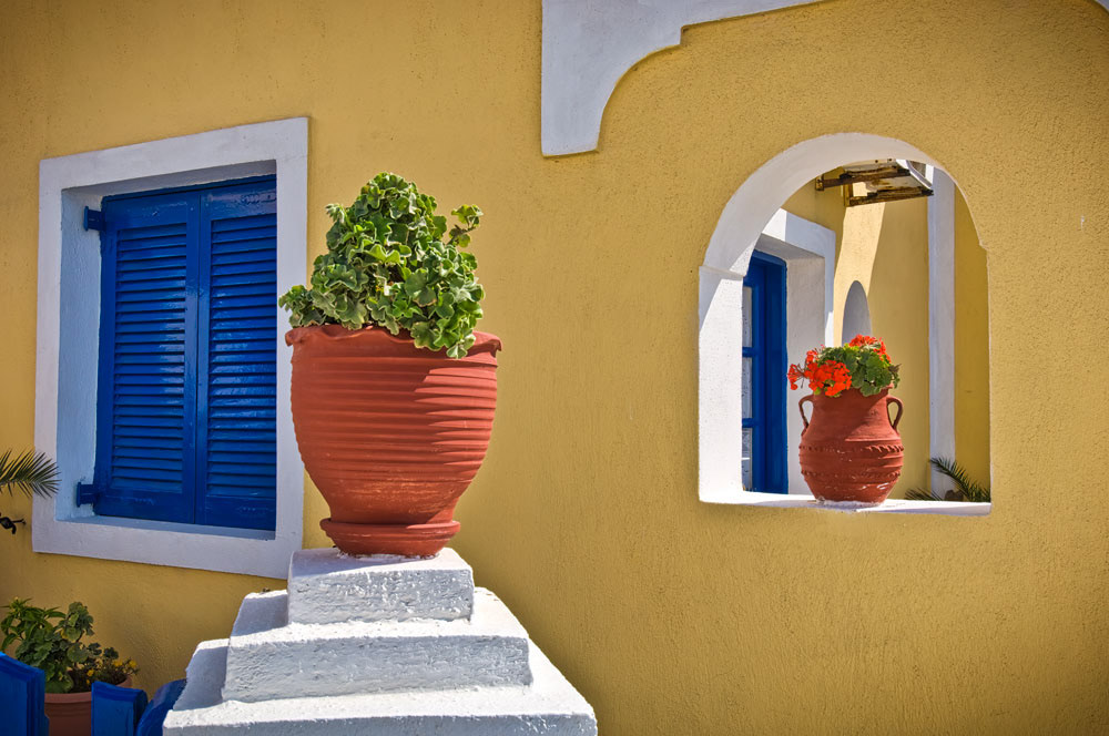 #2933 Decorative Vases in Courtyard of Home on the Island of Santorini