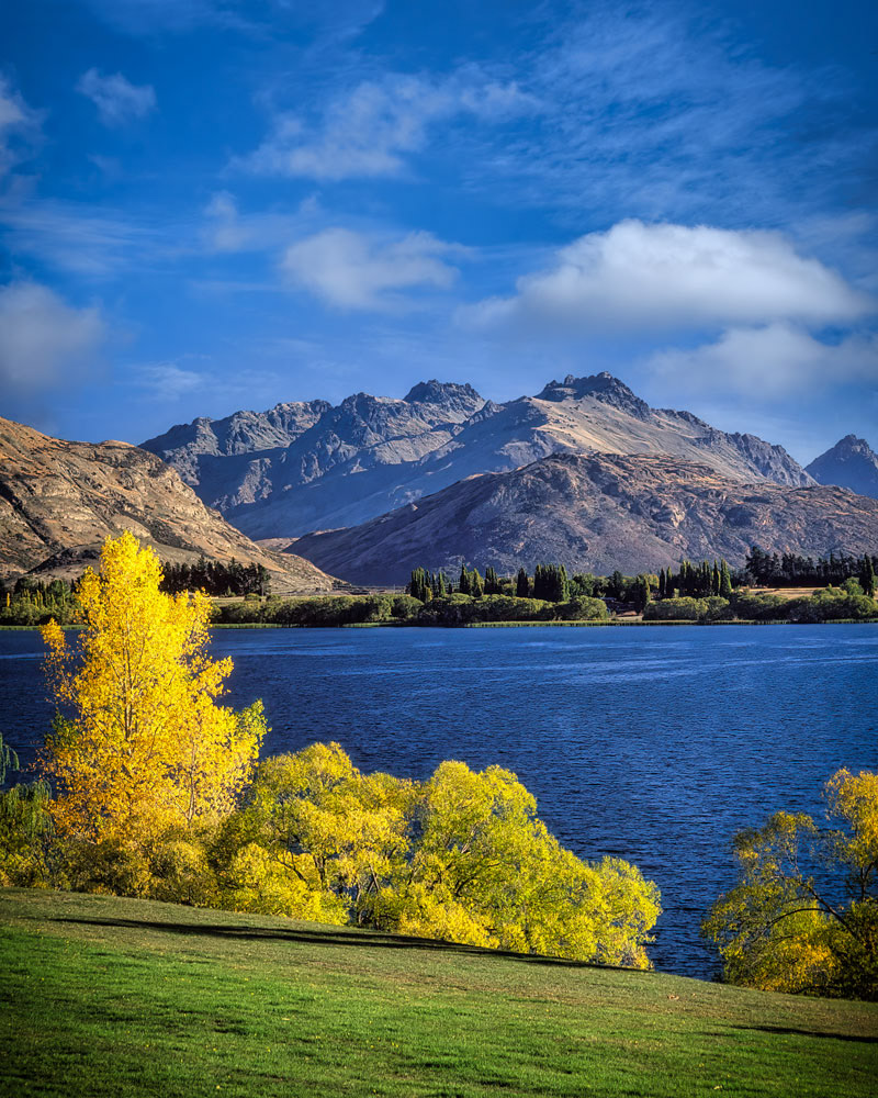 #5042 Lake Hayes in Autumn of the South Island