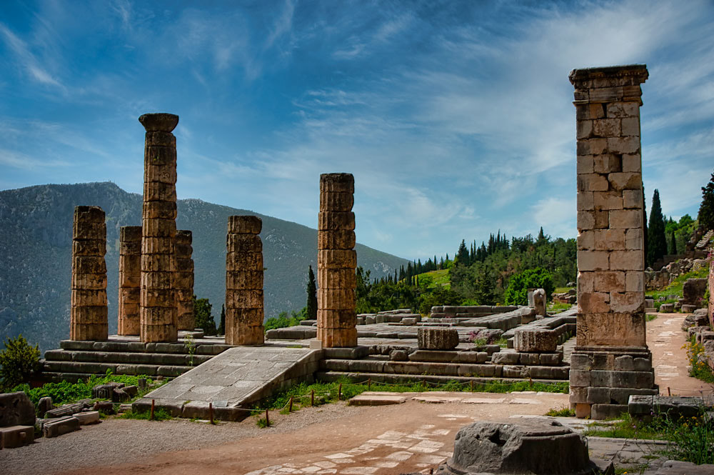 #2833 The Temple of Apollo at Ancient Delfi, a UNESCO World Heritage Site