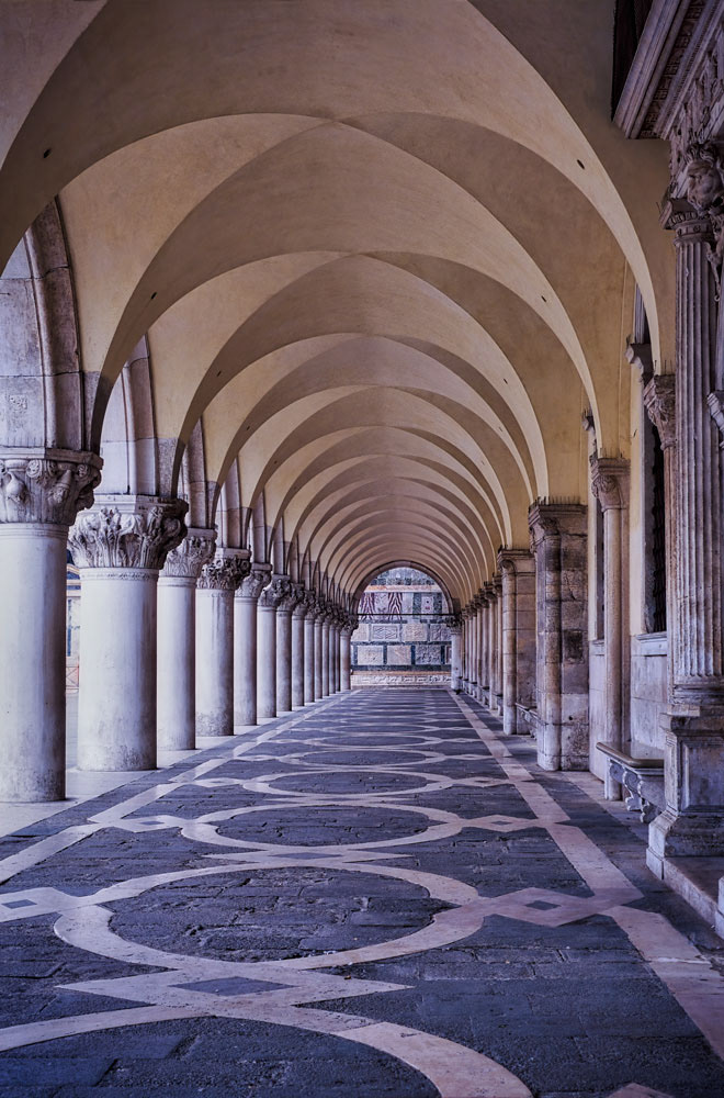 #2125 Passageway of Palazzo Ducale in St. Mark's Square in Venice