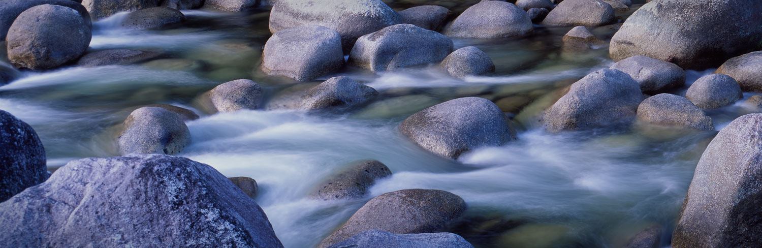 #2729 Close-up of Boulders in the Mossman Gorge River in the Daintree Rainforest in Far North Queensland, Australia