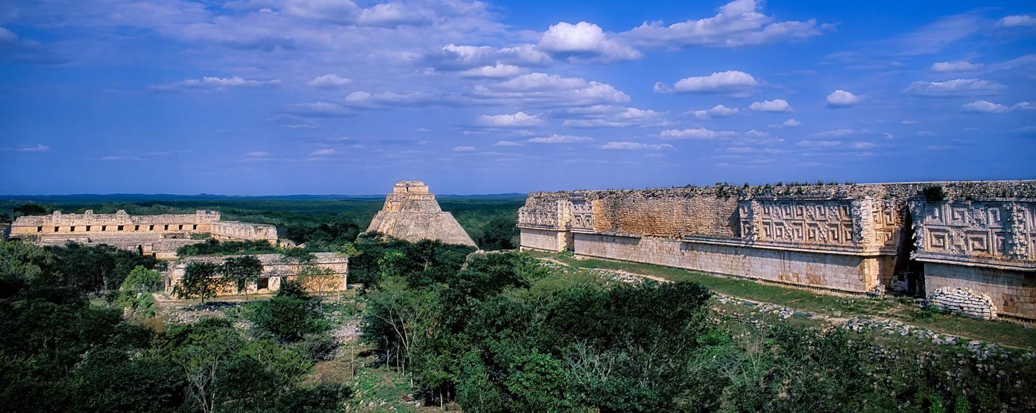 #4047 The Mayan Ruins of Uxmal on the Yucatan Peninsula, Mexico
