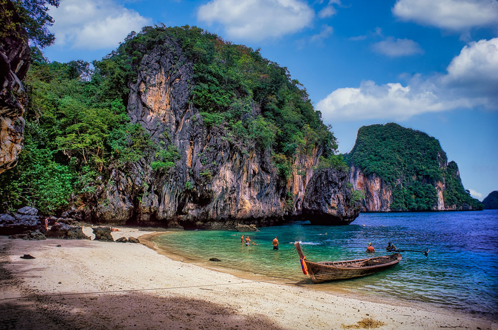 #2789 Longtail Boat on Kao Lau La Ding Beach in Krabi Province, Thailand