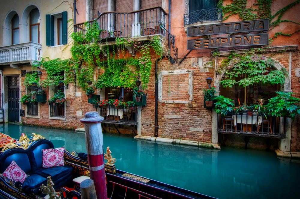 #2136 Gondola and Restaurant in Venice