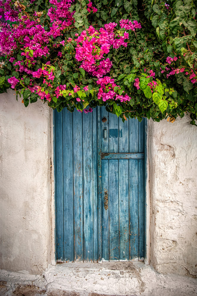 #2953 Blue Door and Bougainvilleas on the Island of Mykonos