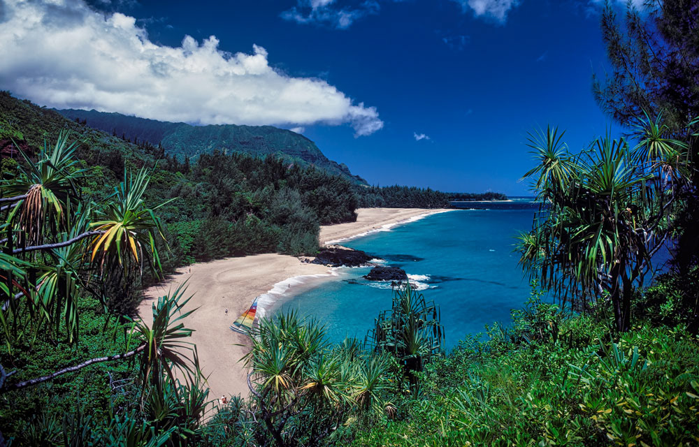 #2683 Lumahai Beach on the Island of Kauai, Hawaii