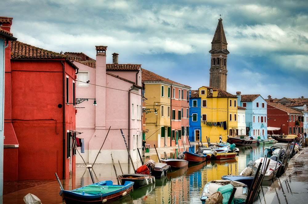 #2200 Colorful Houses and Canal on Island of Burano, near Venice