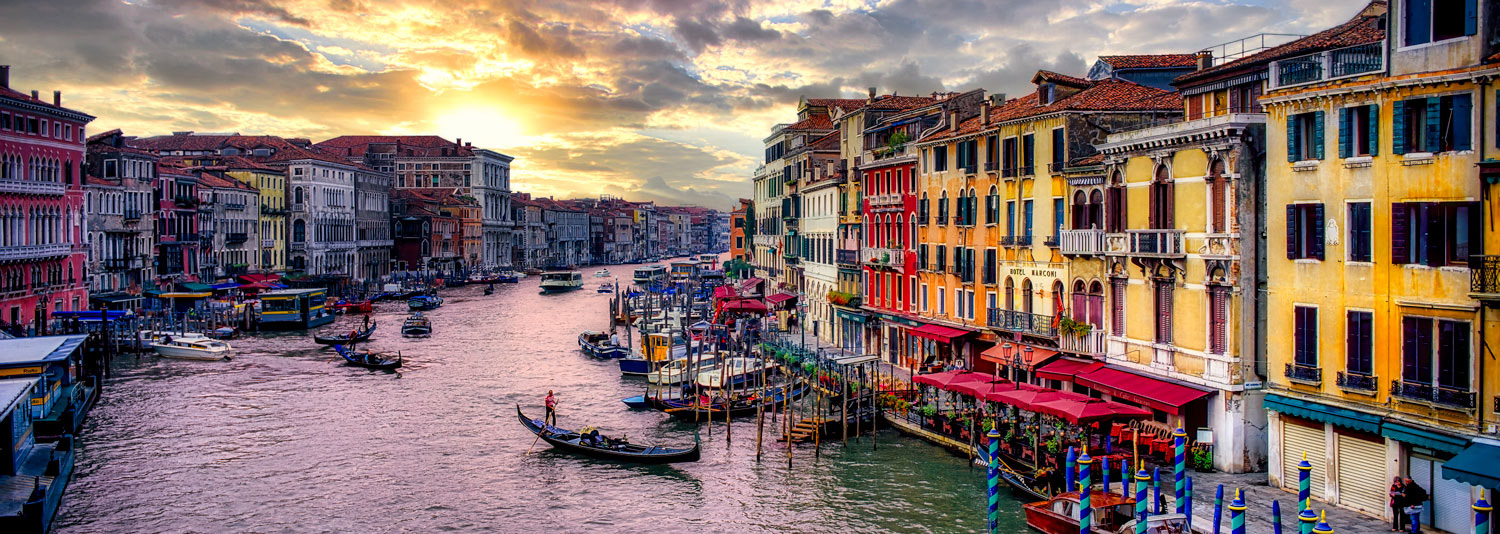 #2148B Gondolas and Small Boats on the Grand Canal in Venice, Italy