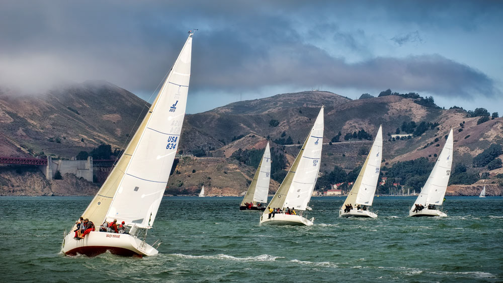 #4615 Yacht Racing on San Francisco Bay