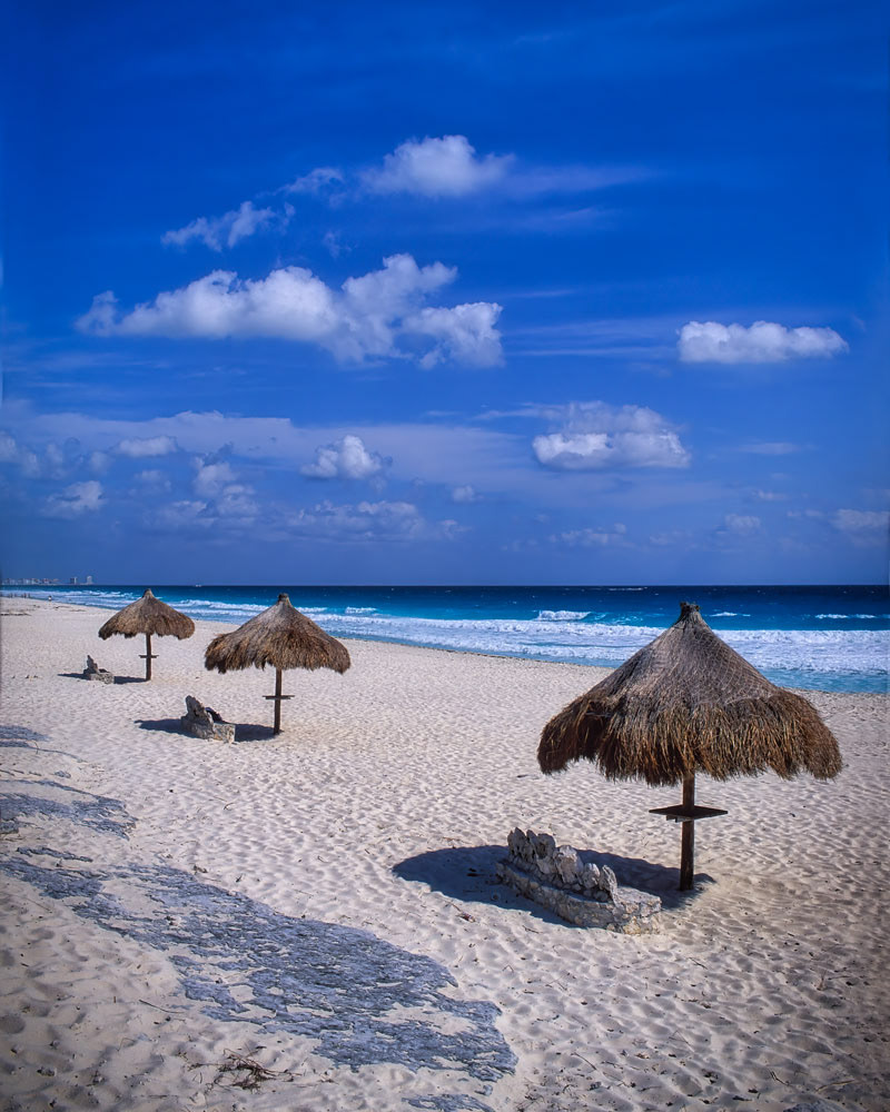 #4031 Beach at Cancun