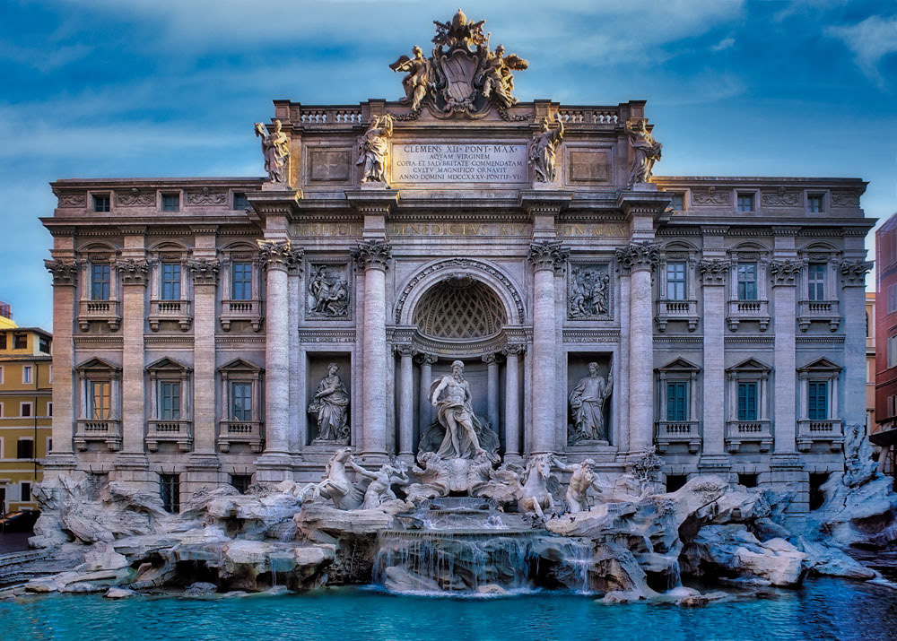 #2102 The famous Trevi Fountain in Rome