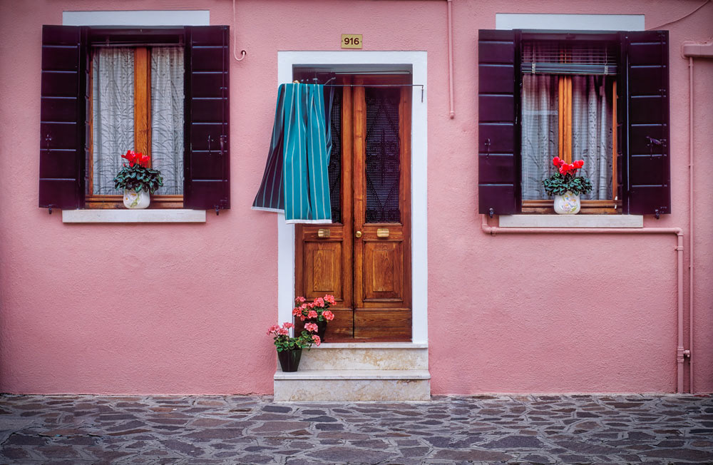 #2214 House on Burano Island near Venice