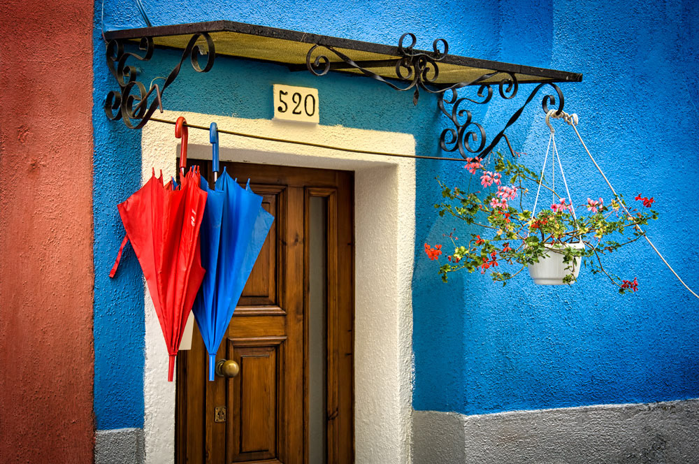 #2208 Doorway on Burano Island near Venice