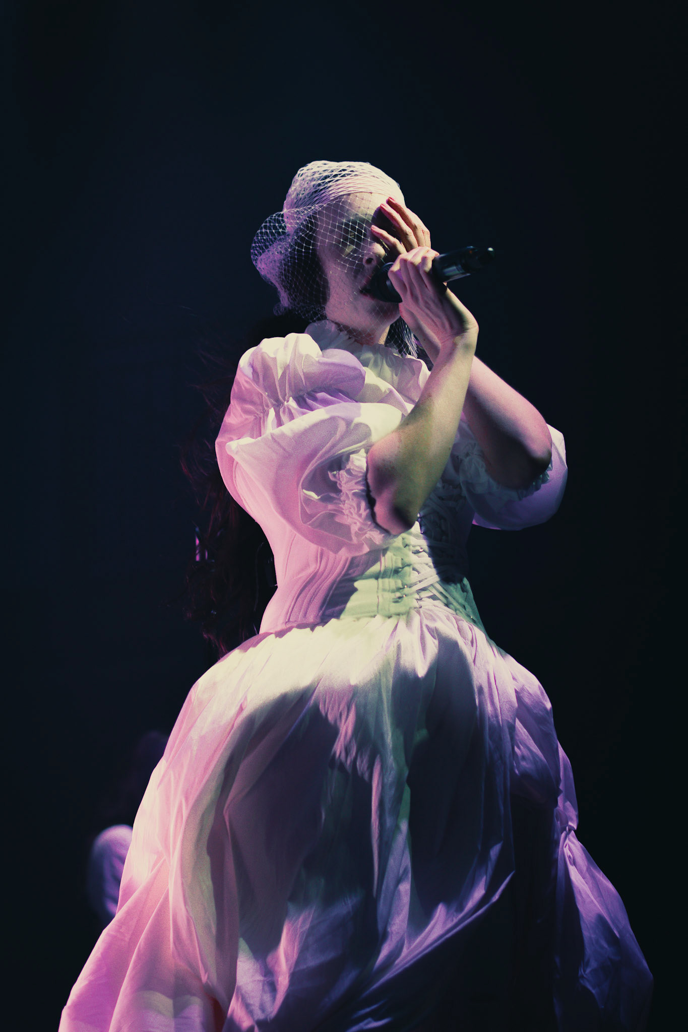 allie x