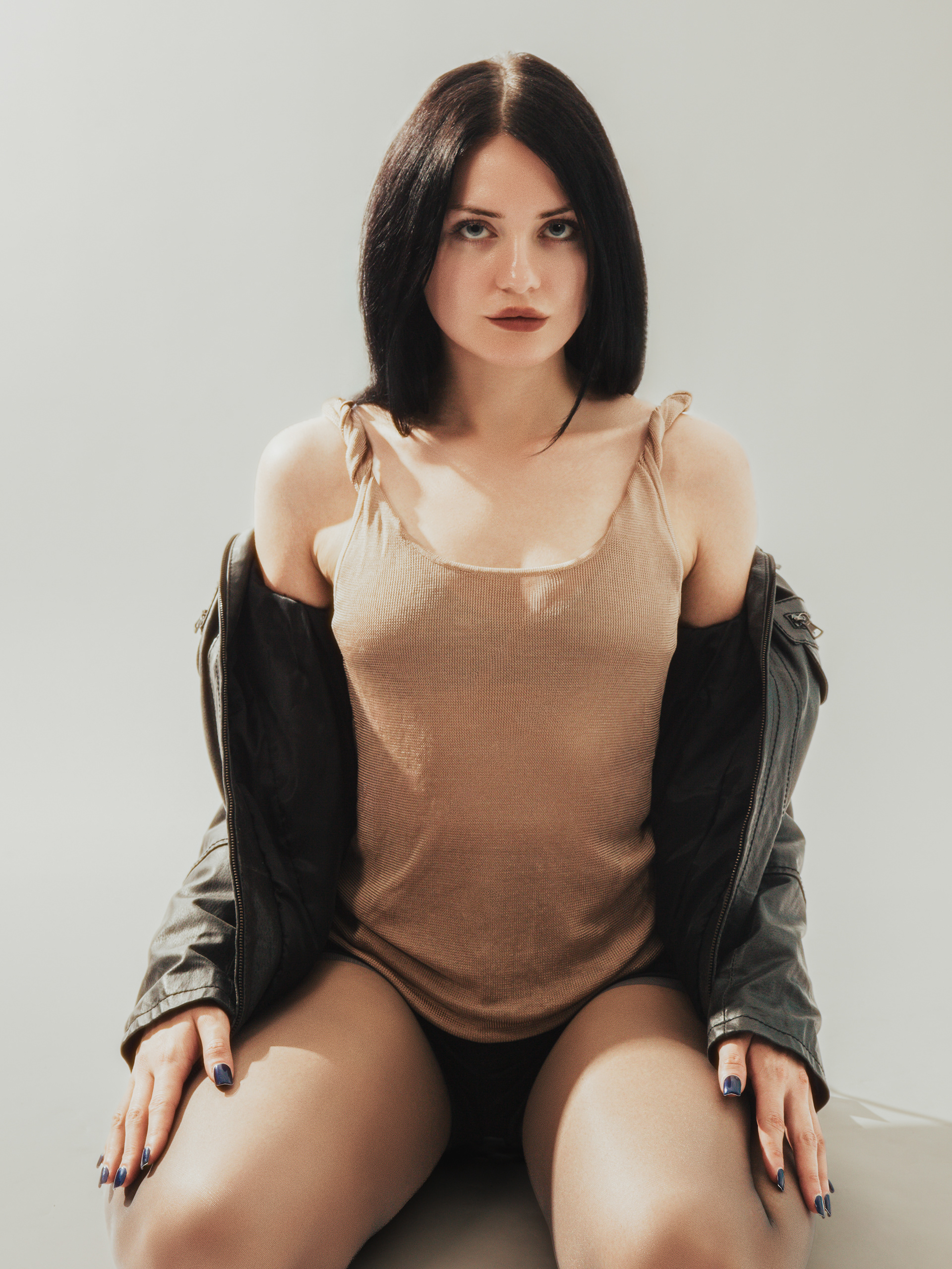 Model: Anastasija Kojic (@stasija.k) Creative Direction & Styling: Anastasia Ditrich (@nastiaditrich)