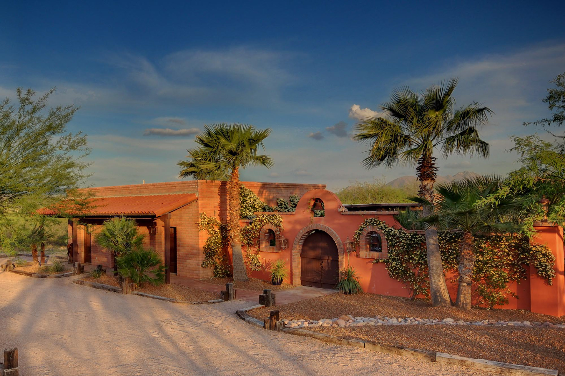 Home with Old Fort Façade in near Tubac Country Club