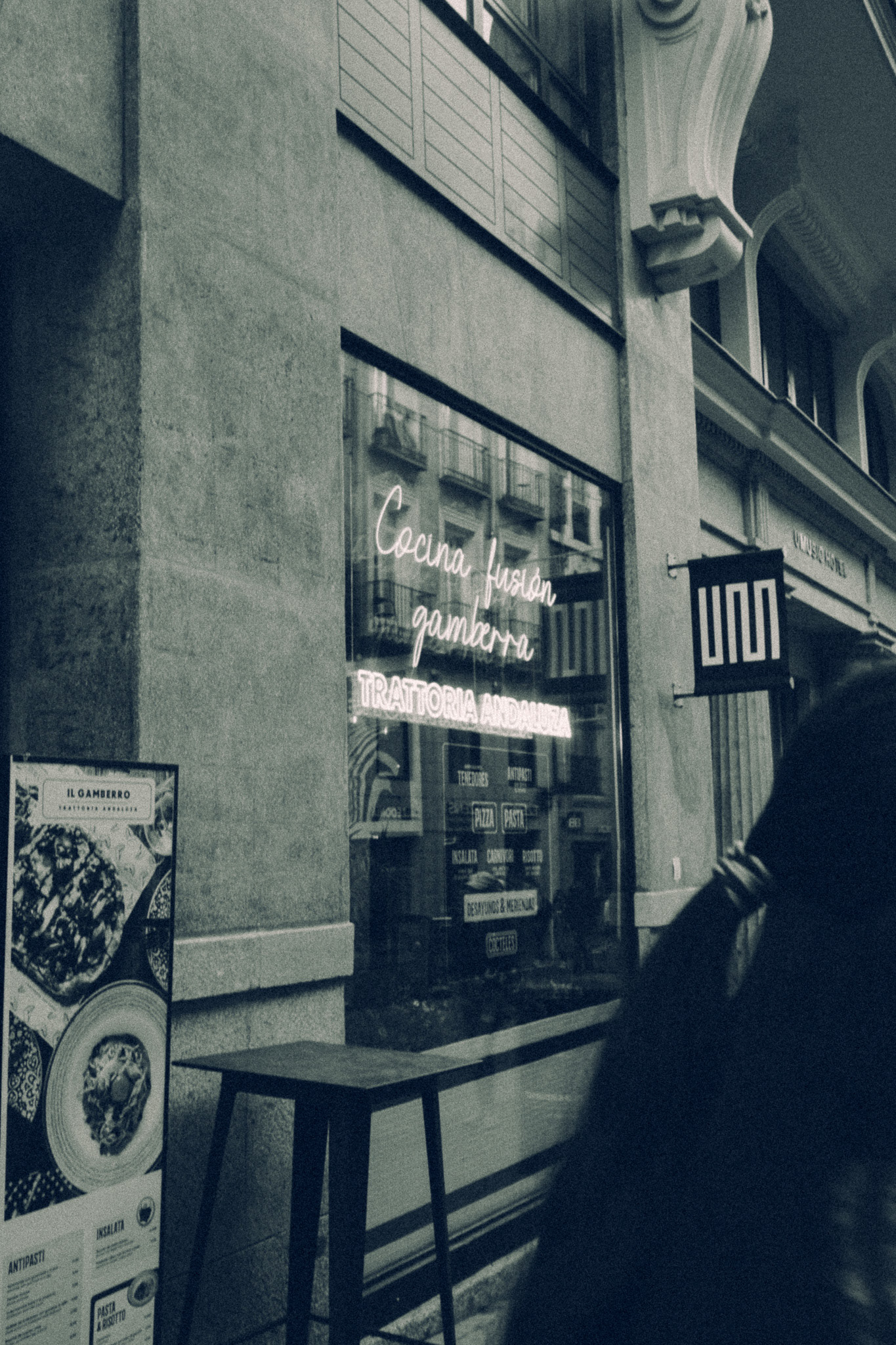 FUJI X100V