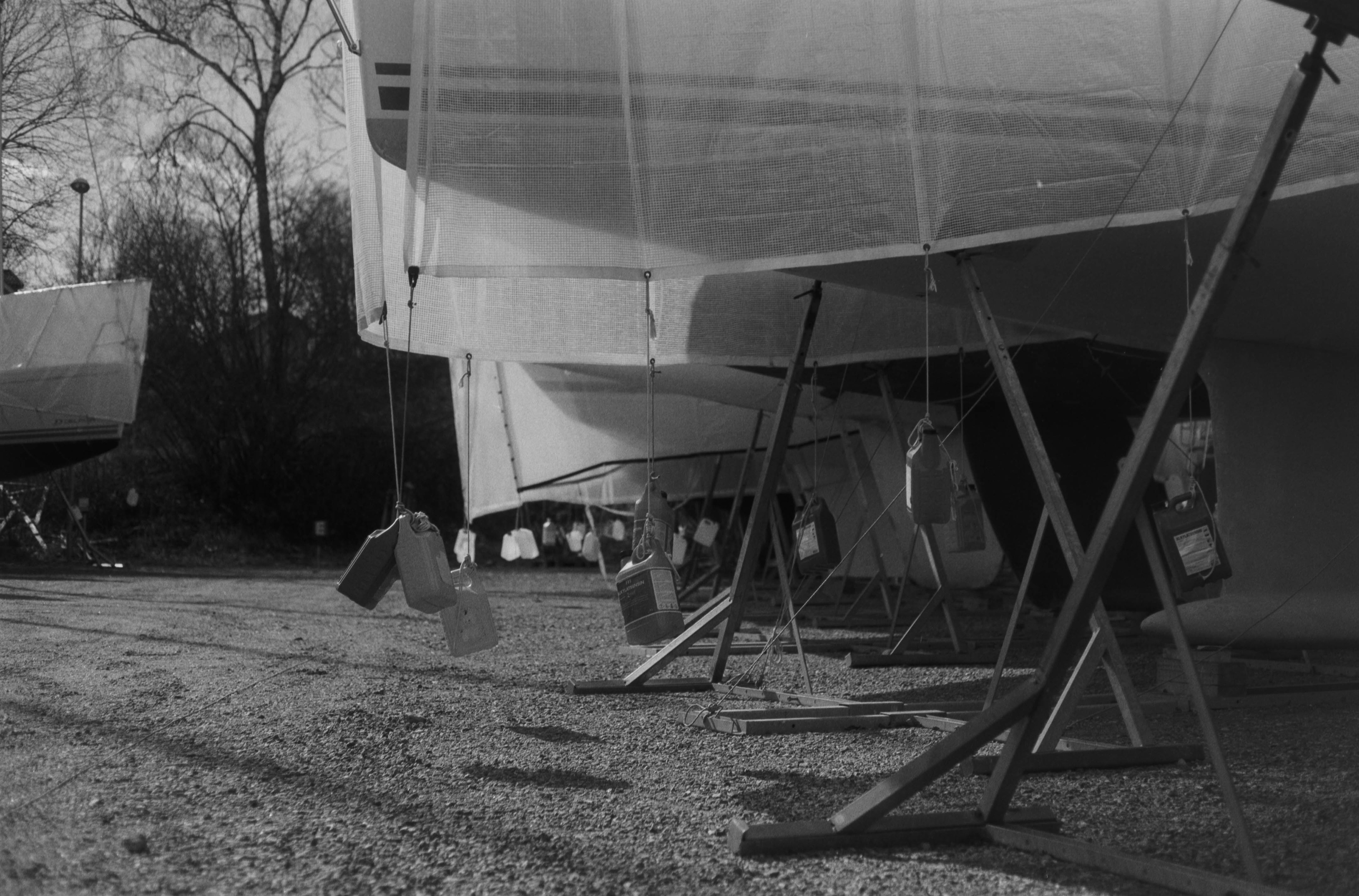 Ilford HP-5, Canon AV-1