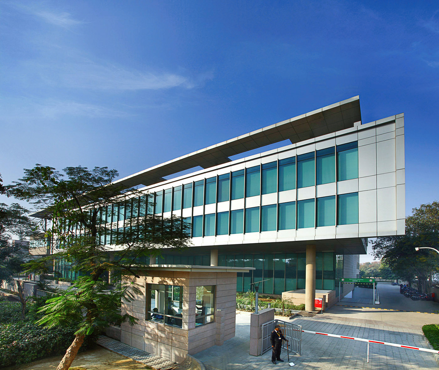 TECHMAHINDRA [NOIDA]