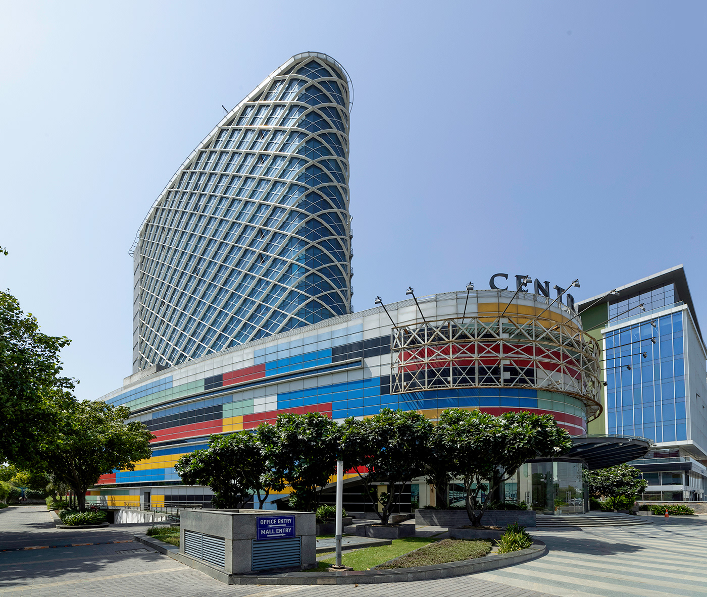 BPTP CENTRA [GURUGRAM]