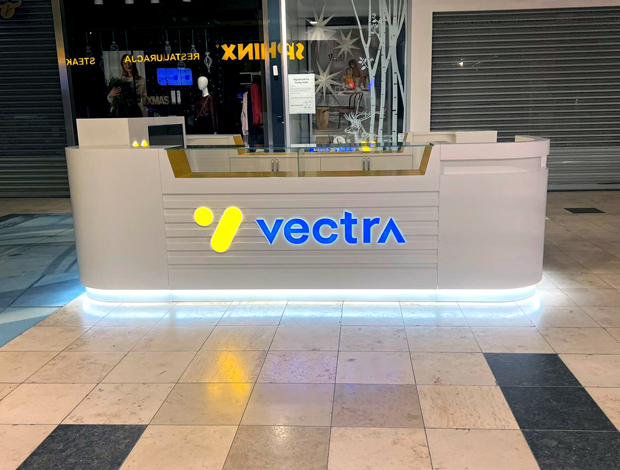 Wyspa sprzedażowa Vectra - realizacja