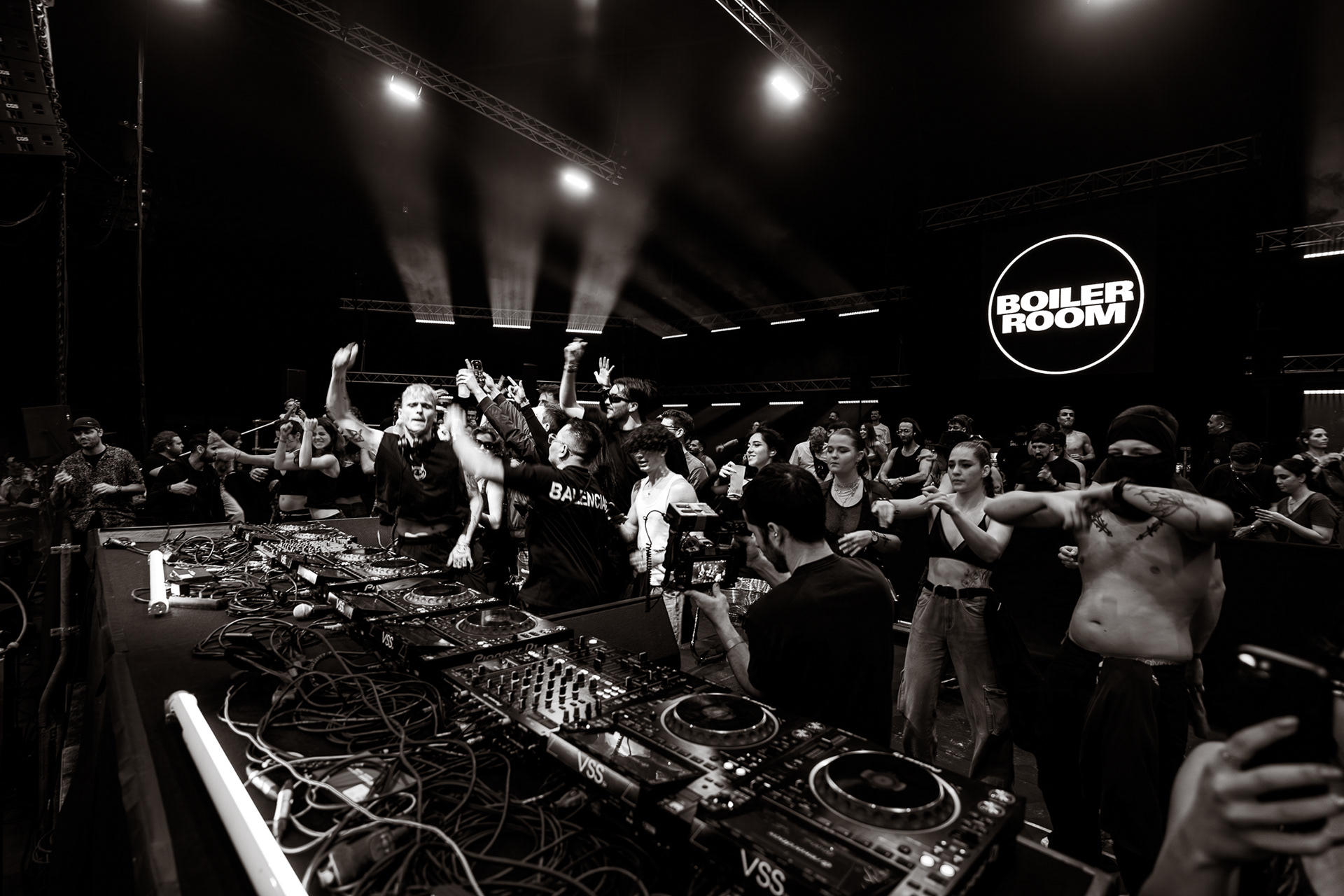 CLTX smashing the stage for the Boiler Room at Halle Tony Garnier in Lyon