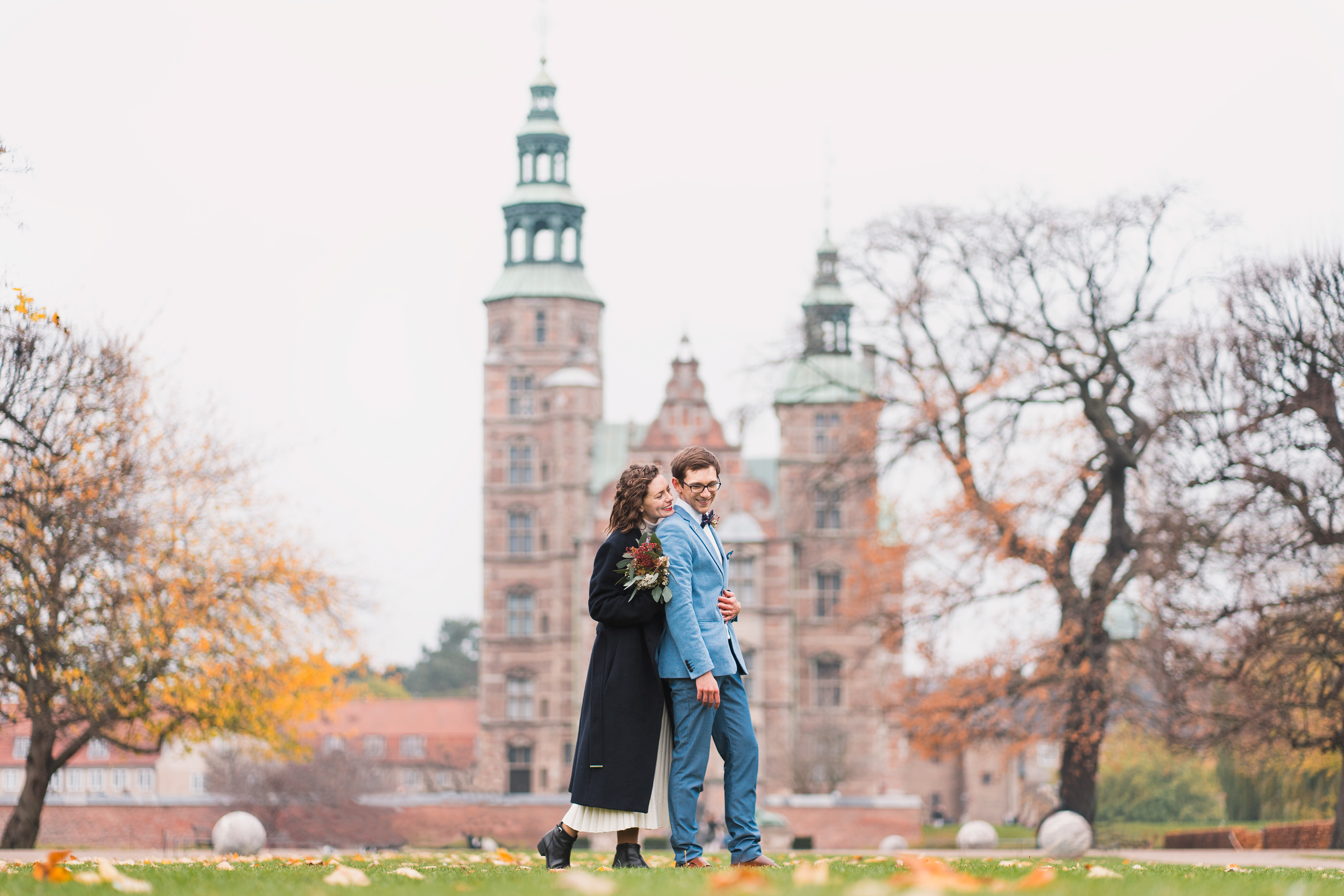 Wedding photo shoot in Rosenborg castle